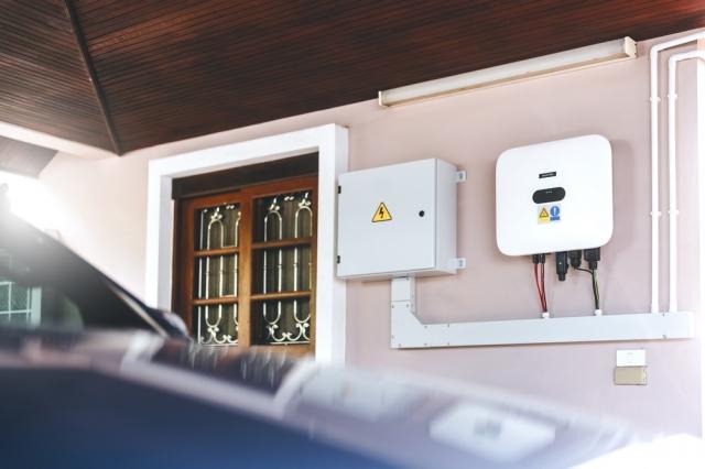 Are Solar Inverters the Key to Sustainable Energy in Pakistan? 
